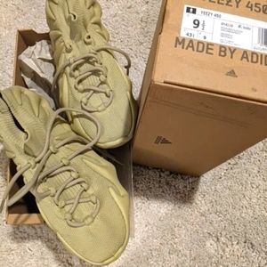 Mint!  Adidas Yeezy 9.5